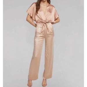 NEW GENERATION LOVE theresa satin pant in terracotta